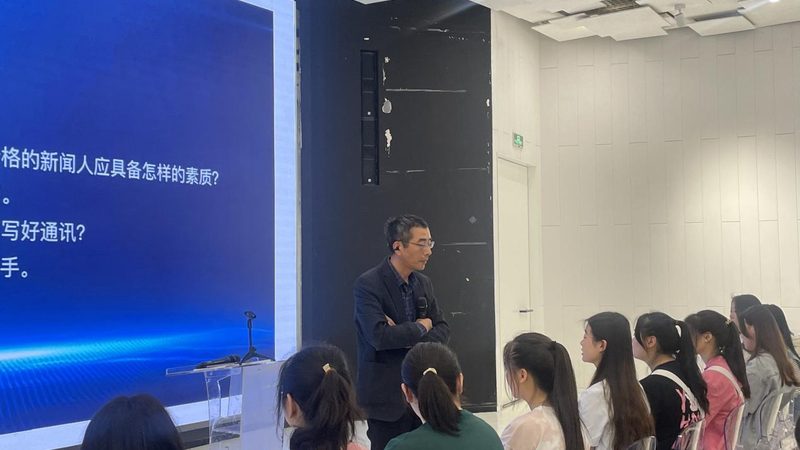 公关传播与广告传播：异曲同工之妙，各有侧重