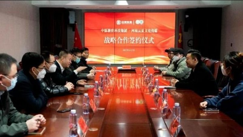 以下是一些文化传媒公司命名的成功案例：